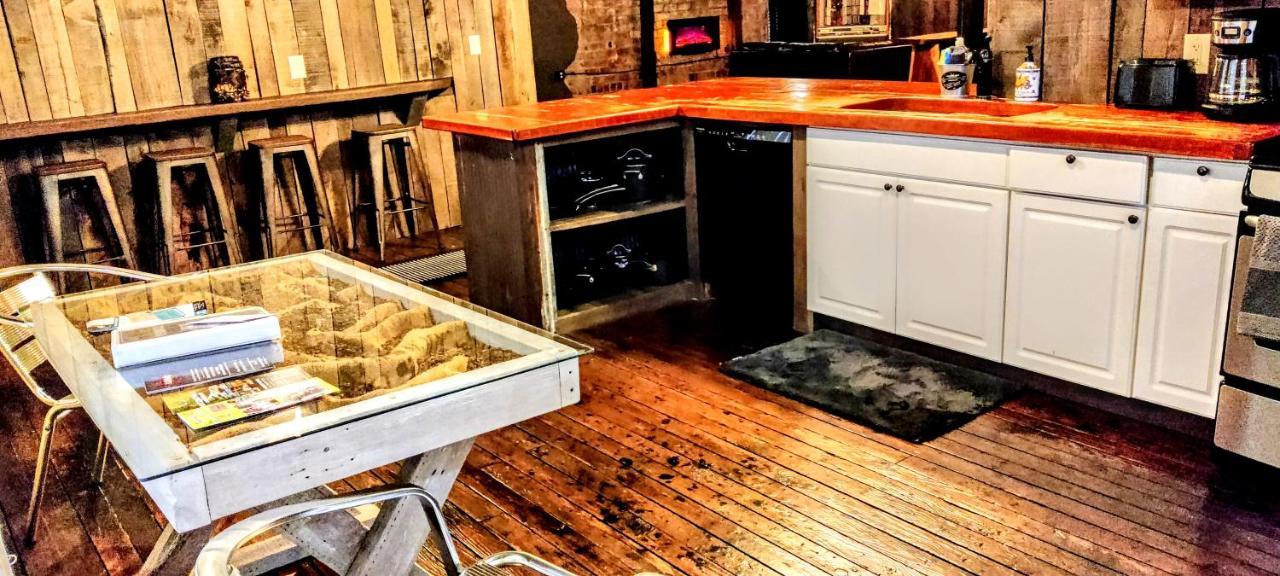 Apartamento Hocking Hills Rusty Lofts Logan Exterior foto