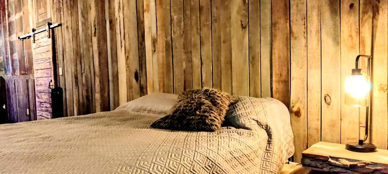 Apartamento Hocking Hills Rusty Lofts Logan Exterior foto